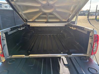 2008 Nissan Navara - Thumbnail