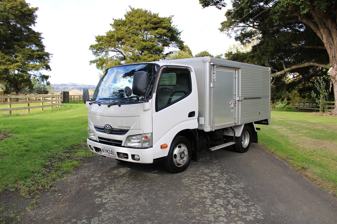 2015 Toyota Toyoace