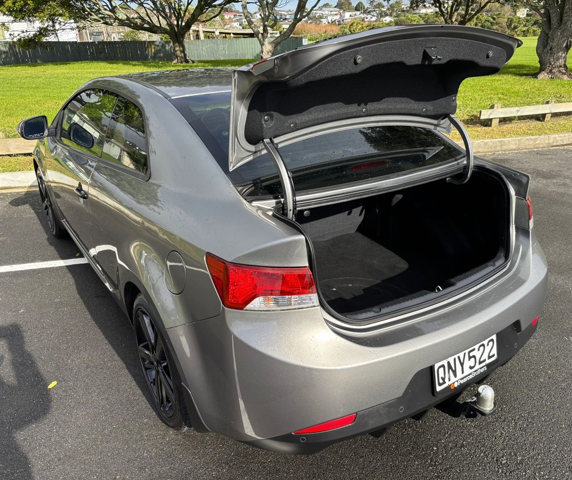 2010 Kia Koup