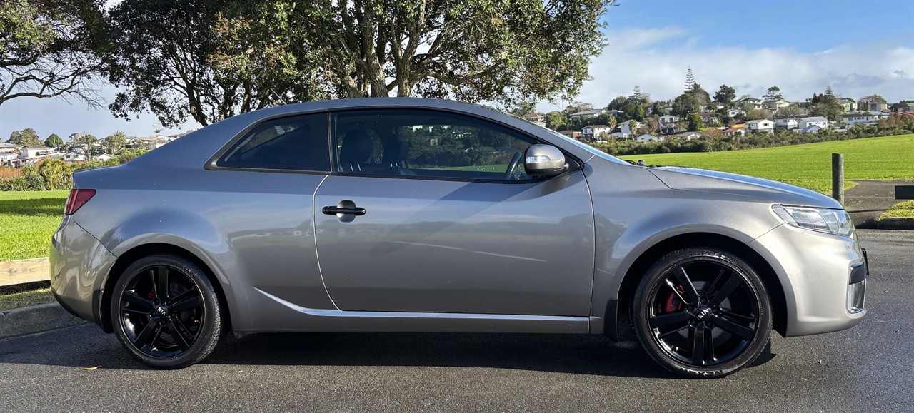 2010 Kia Koup