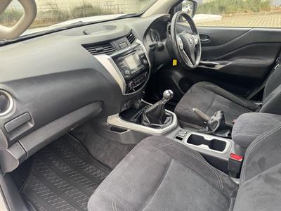 2016 Nissan Navara - Thumbnail