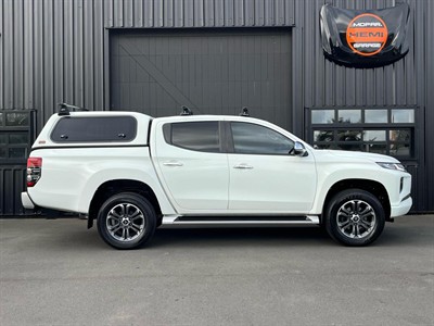 2021 Mitsubishi Triton - Thumbnail