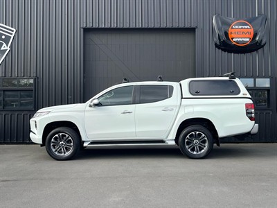 2021 Mitsubishi Triton - Thumbnail
