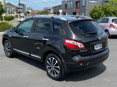 2013 Nissan DUALIS - Thumbnail