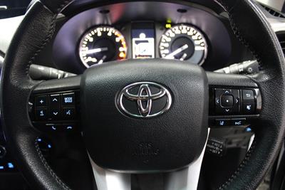 2020 Toyota Hilux - Thumbnail