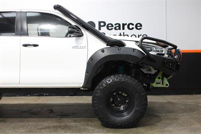 2020 Toyota Hilux - Thumbnail