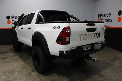 2020 Toyota Hilux - Thumbnail