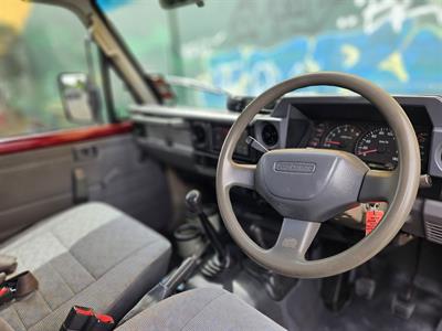 2001 Toyota Land Cruiser - Thumbnail