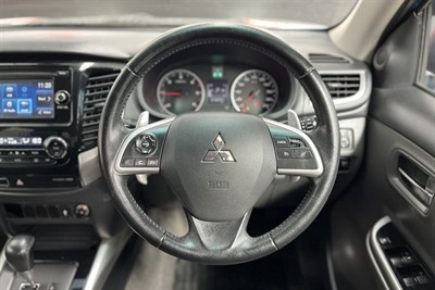 2016 Mitsubishi Triton - Thumbnail