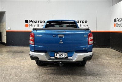 2016 Mitsubishi Triton - Thumbnail