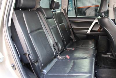 2015 Toyota Landcruiser Prado - Thumbnail