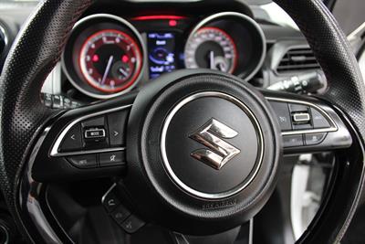 2018 Suzuki Swift - Thumbnail