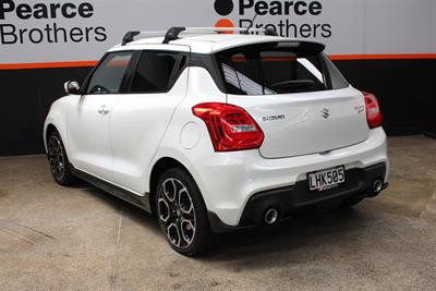 2018 Suzuki Swift - Thumbnail