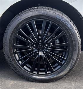 2014 Nissan ELGRAND - Thumbnail