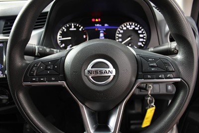 2024 Nissan Navara - Thumbnail