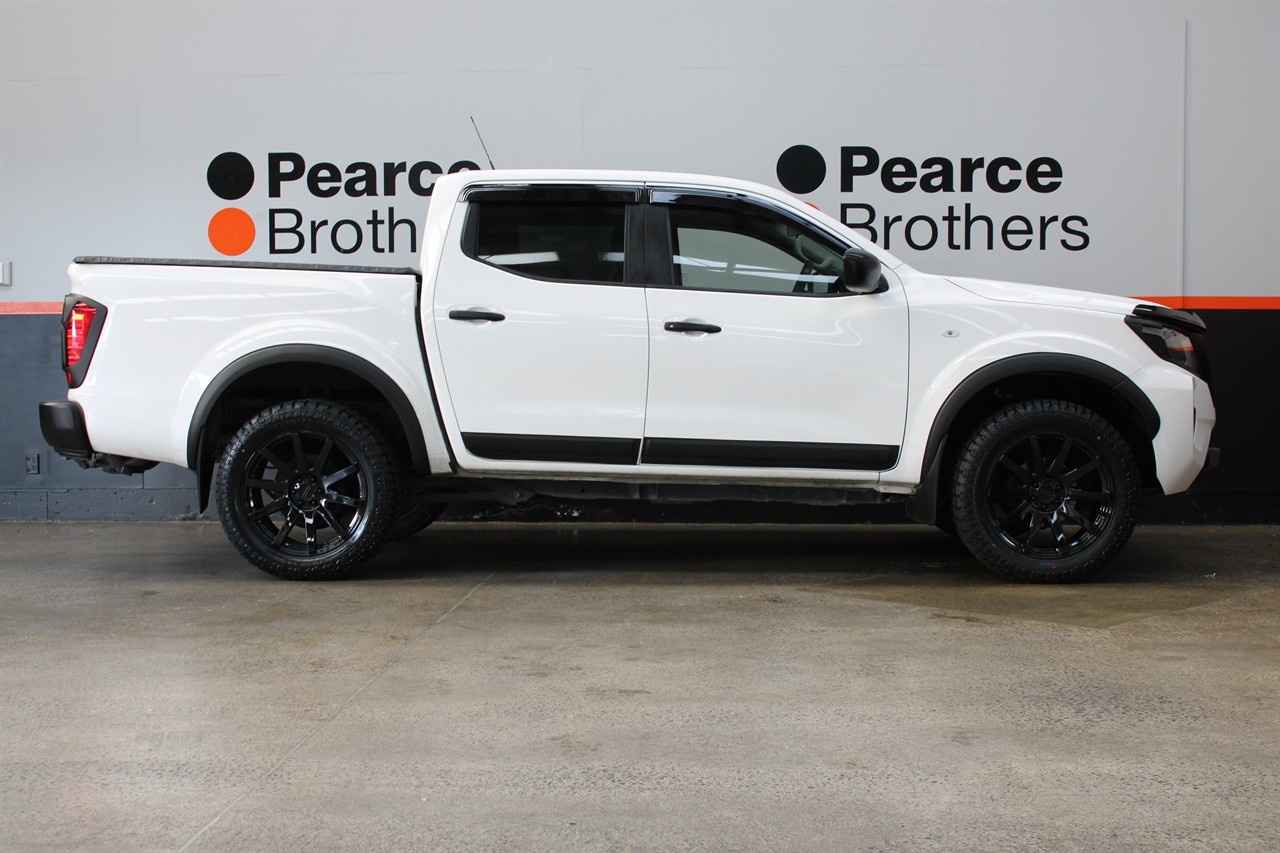 2024 Nissan Navara