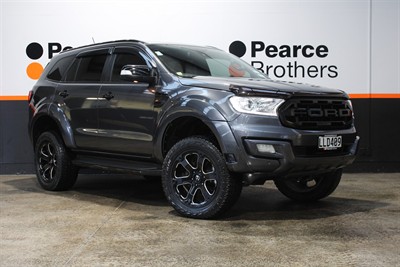 2018 Ford Everest