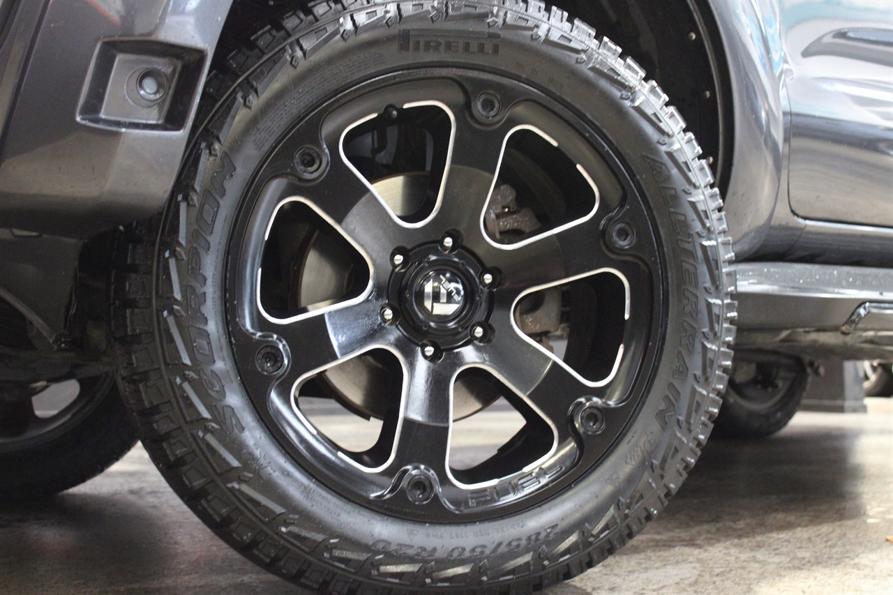 2018 Ford Everest