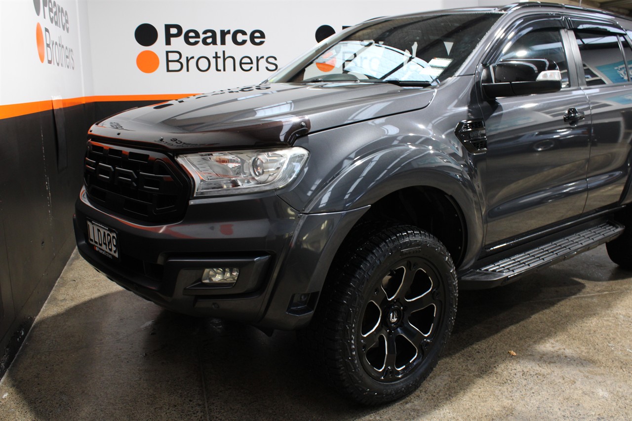 2018 Ford Everest