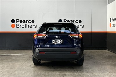 2020 Toyota RAV4 - Thumbnail