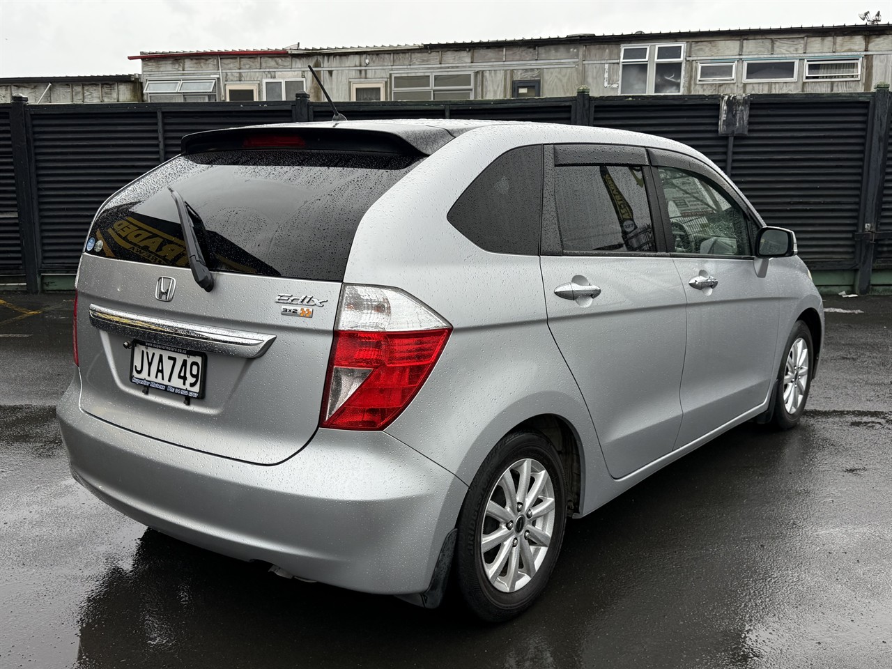 2005 Honda Edix