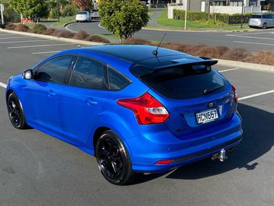 2013 Ford Focus - Thumbnail