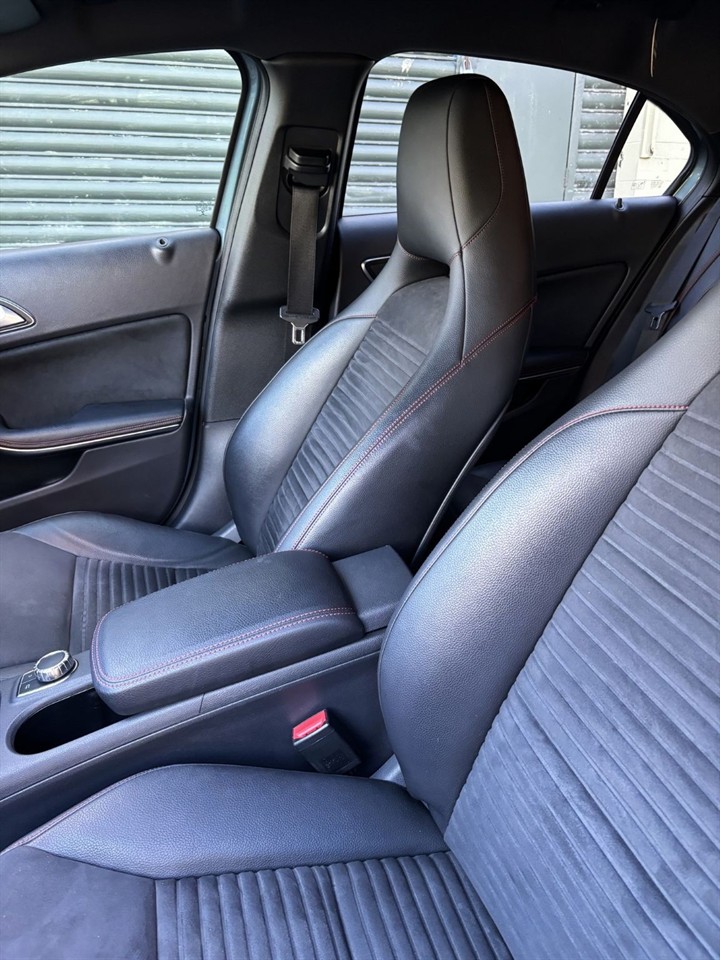 2014 Mercedes-Benz A 180