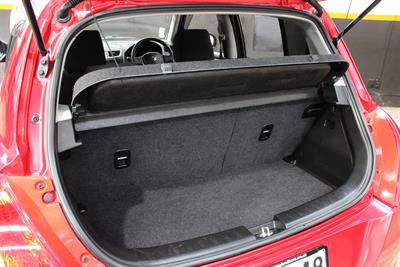 2014 Suzuki Swift - Thumbnail