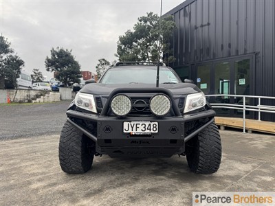 2016 Nissan Navara - Thumbnail