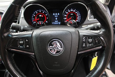 2015 Holden Commodore - Thumbnail