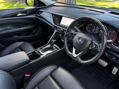 2018 Holden Commodore - Thumbnail