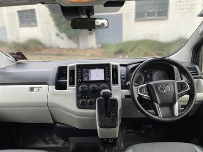 2019 Toyota Hiace - Thumbnail