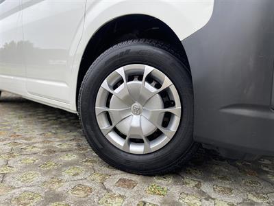 2019 Toyota Hiace - Thumbnail