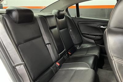 2014 Holden COMMODORE - Thumbnail