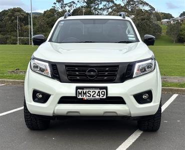 2019 Nissan Navara - Thumbnail