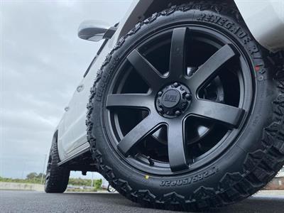 2020 Volkswagen Amarok - Thumbnail