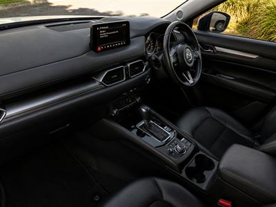 2022 Mazda CX-5 - Thumbnail
