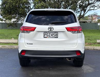 2019 Toyota Highlander - Thumbnail