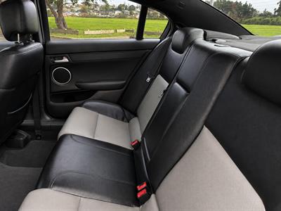 2010 Holden Commodore - Thumbnail