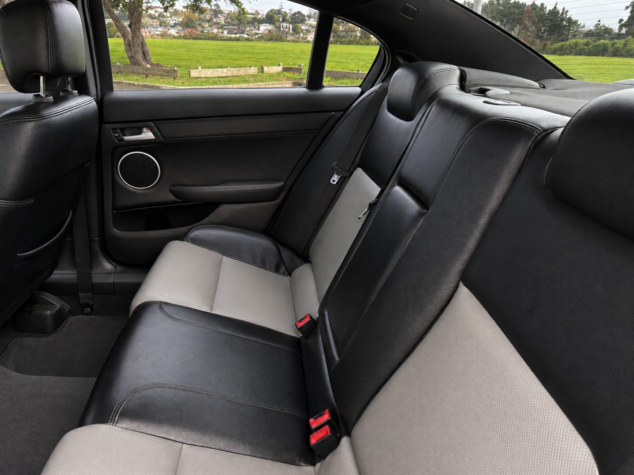 2010 Holden Commodore
