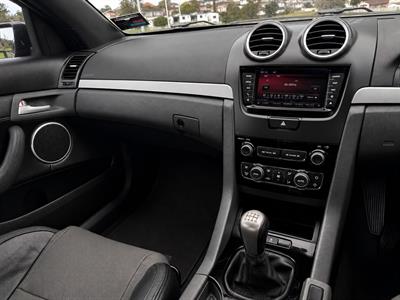 2010 Holden Commodore - Thumbnail