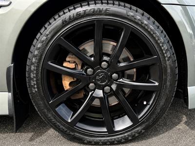 2010 Holden Commodore - Thumbnail