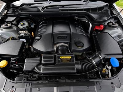 2010 Holden Commodore - Thumbnail