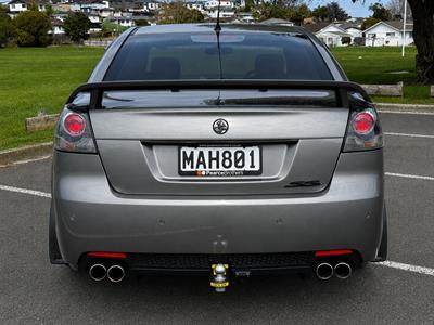2010 Holden Commodore - Thumbnail