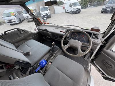 1997 Isuzu Elf - Thumbnail