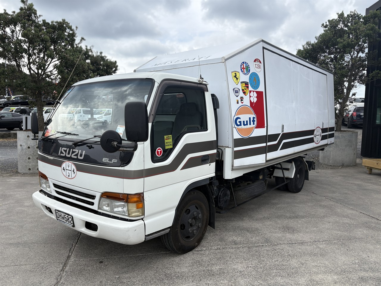 1997 Isuzu Elf