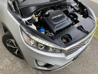 2017 Kia Sorento - Thumbnail