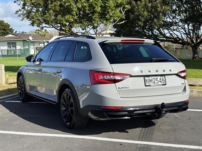 2021 Skoda Superb - Thumbnail