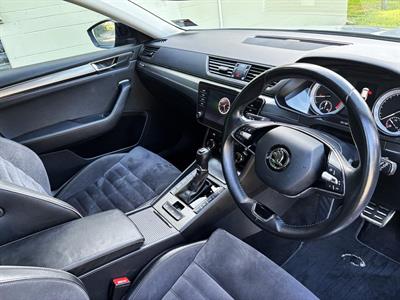 2021 Skoda Superb - Thumbnail