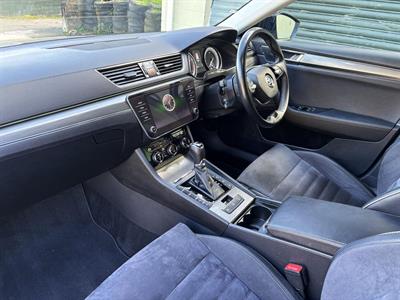 2021 Skoda Superb - Thumbnail